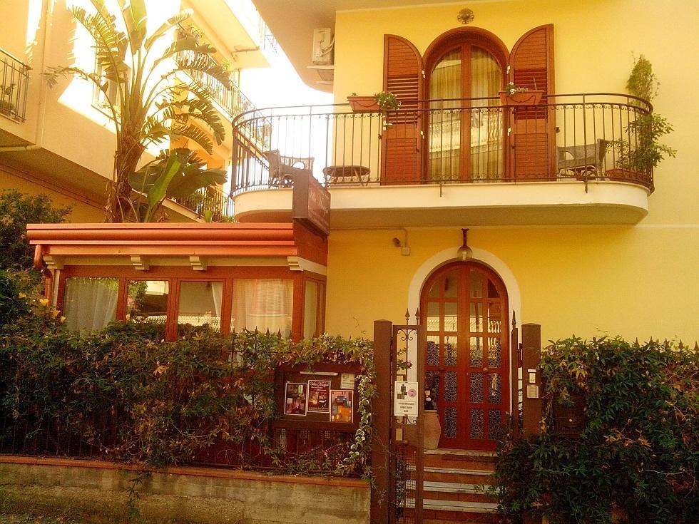 Villa Marysa Studio Apartment จีอาร์ดีนี นักซอส ภายนอก รูปภาพ