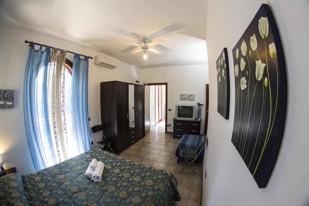 Villa Marysa Studio Apartment จีอาร์ดีนี นักซอส ภายนอก รูปภาพ