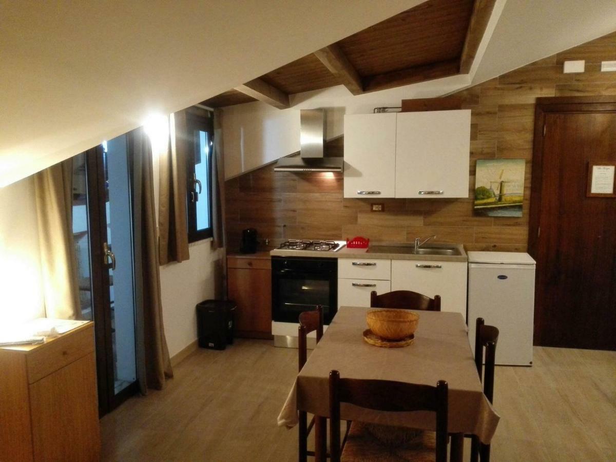 Villa Marysa Studio Apartment จีอาร์ดีนี นักซอส ภายนอก รูปภาพ